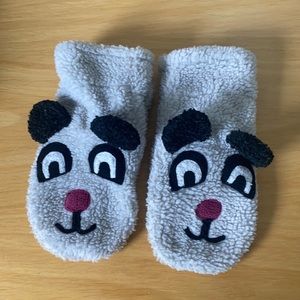 Women’s winter dog mittens